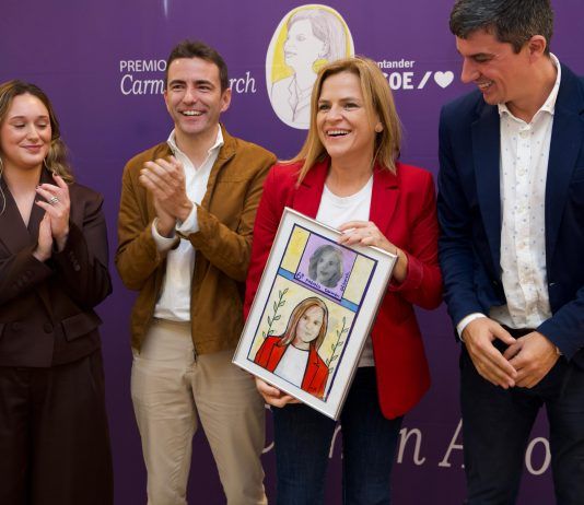 El PSOE reconoce a Pilar Bernabé, APLEC, ACCAS, el Consejo de la Juventud de Cantabria y la fundación del Racing Club en la sexta edición de los premios Carmen Alborch