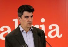 Daniel Fernández: “El Ensanche y Puertochico son hoy el símbolo del abandono y del incumplimiento culpable de Gema Igual”