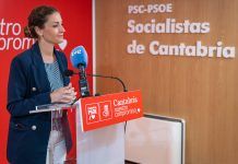 El PSOE pide al Gobierno que asuma el proyecto de ley que reduce la ratio de alumnos por aula “y cumpla con una reivindicación histórica de los docentes”