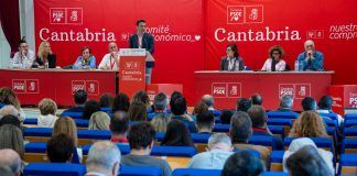 Casares reivindica al PSOE como única alternativa a un PP “incapaz, sin ideas y sin proyecto” y a una presidenta que “ha puesto en venta” a Cantabria
