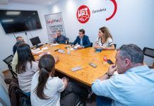 El PSOE apoya las reivindicaciones de trabajadoras del sector textil y del calzado en Cantabria
