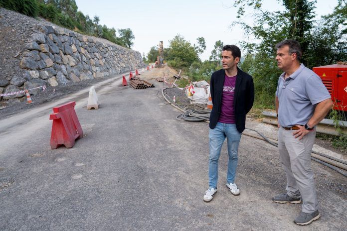 Obras carretera Alto Laredo Seña