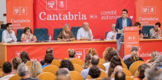 Pedro Casares tacha de “nefastos” los tres años de Gobierno del PP que solo ha causado “retroceso y sufrimiento”