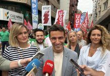 El PSOE denuncia que el curso escolar comienza “con recortes, despidiendo a profesores y cerrando aulas”