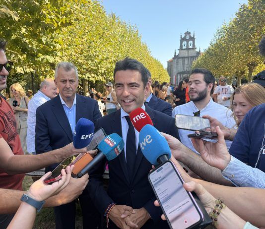 Pedro Casares asegura que el PSOE va a trabajar para que “2027 devuelva a Cantabria un gobierno progresista”