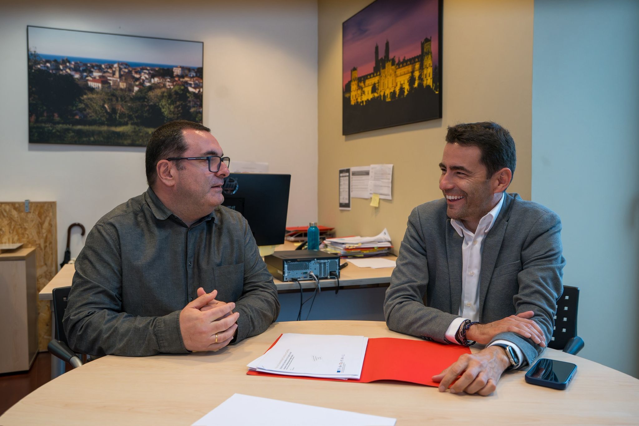 Comillas aprueba una segunda moción del PSOE para declarar el municipio como zona de mercado residencial tensionado