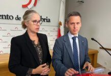 El PSOE pide a Buruaga “dar la cara” en el Pleno del Parlamento ante el “deterioro” de la asistencia sanitaria y la derivación de pacientes a la privada