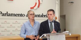 El PSOE propondrá en el Parlamento la gratuidad del transporte en Bachiller y FP para que el desplazamiento no sea una “barrera” para los estudios